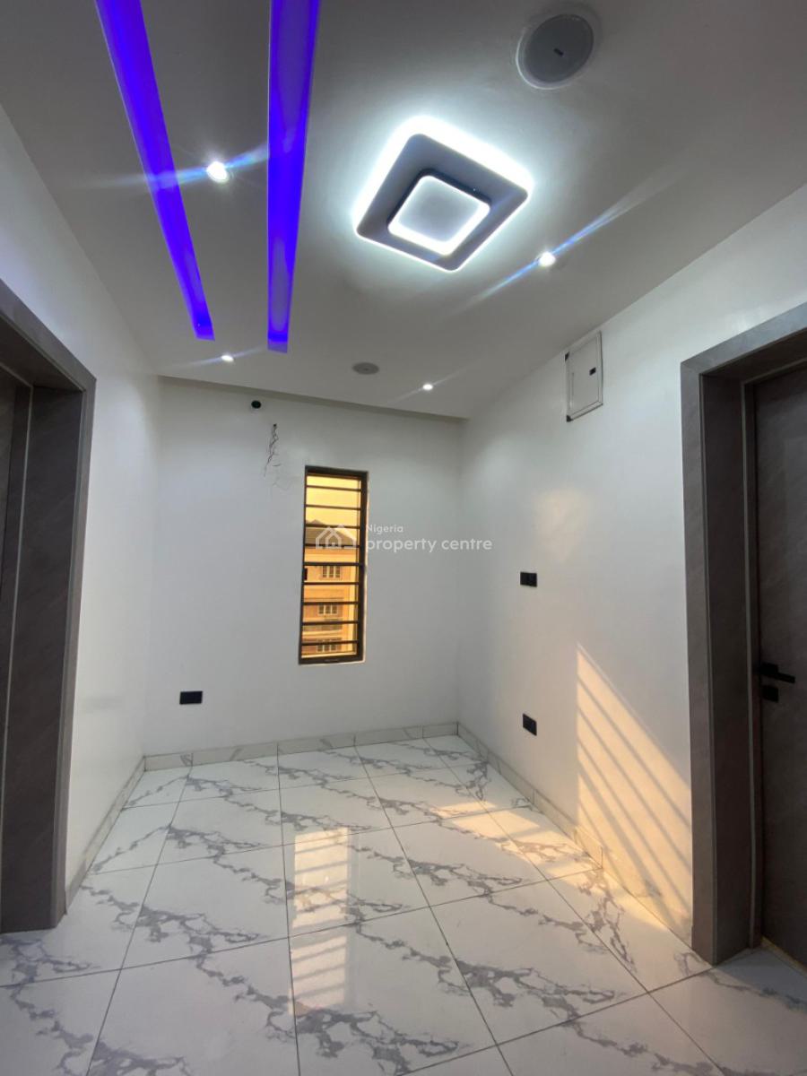 Impeccable 4 Bedroom Terrace Duplex with Bq, Lekki Phase 1, Lekki, Lagos, Terraced Duplex for Sale