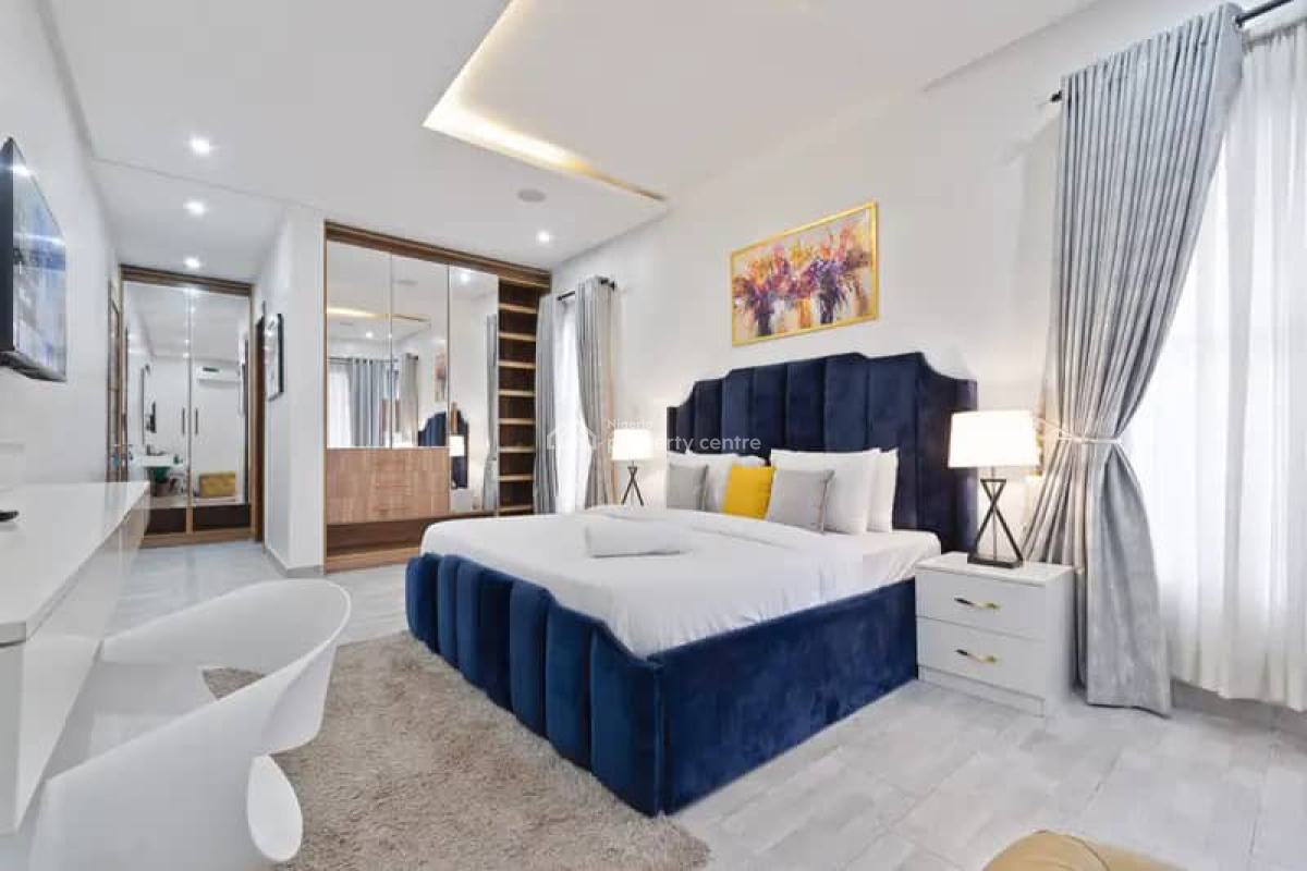 a Luxury Fully Furnished 3 Bedroom Flat, Lekki Phase 1, Lekki, Lagos, House Short Let