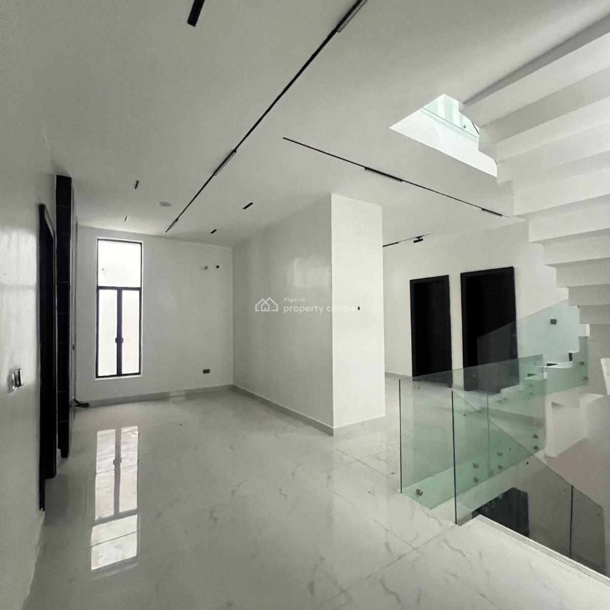 5 Bedroom & Bq, Lekki Phase 1, Lekki, Lagos, Detached Duplex for Sale