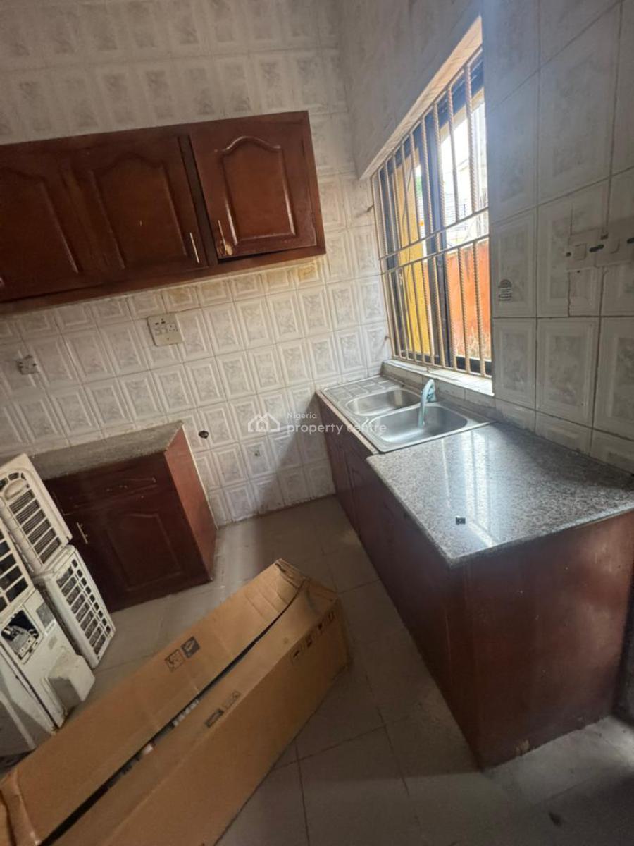 Well Maintained 5 Bedroom Semi-detached Duplex with a 2 Bedroom Boys Q, Lekki Phase 1, Lekki, Lagos, Semi-detached Duplex for Rent