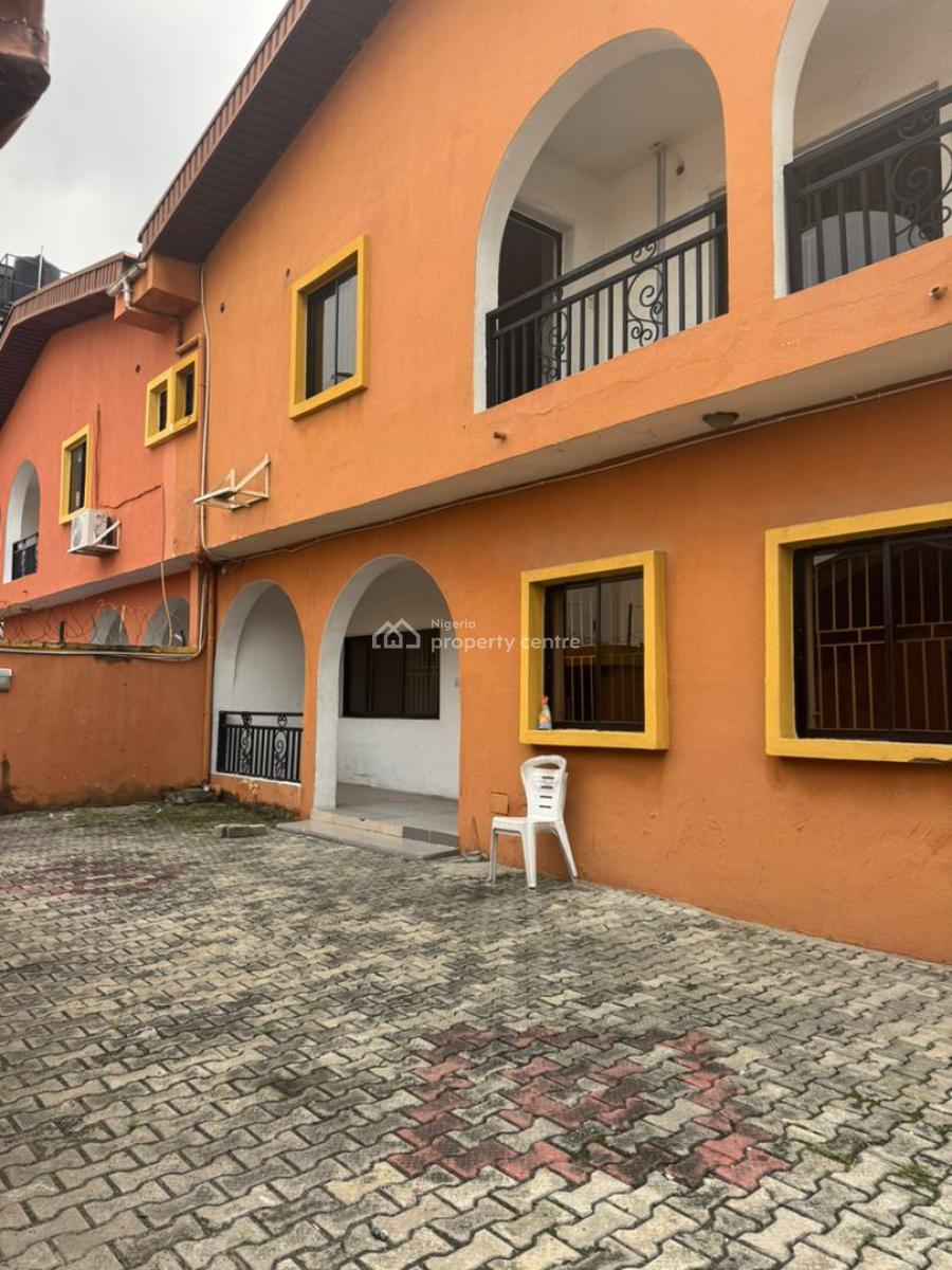 Well Maintained 5 Bedroom Semi-detached Duplex with a 2 Bedroom Boys Q, Lekki Phase 1, Lekki, Lagos, Semi-detached Duplex for Rent
