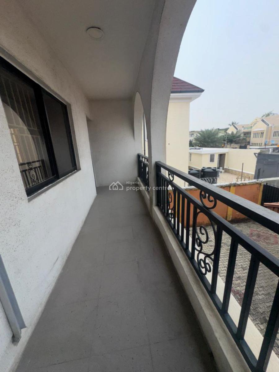 Well Maintained 5 Bedroom Semi-detached Duplex with a 2 Bedroom Boys Q, Lekki Phase 1, Lekki, Lagos, Semi-detached Duplex for Rent