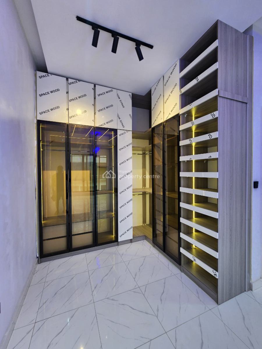 Luxury 5 Bedroom Detached Duplex with a Pool & Bq, Ikota, Lekki, Lagos, Detached Duplex for Sale