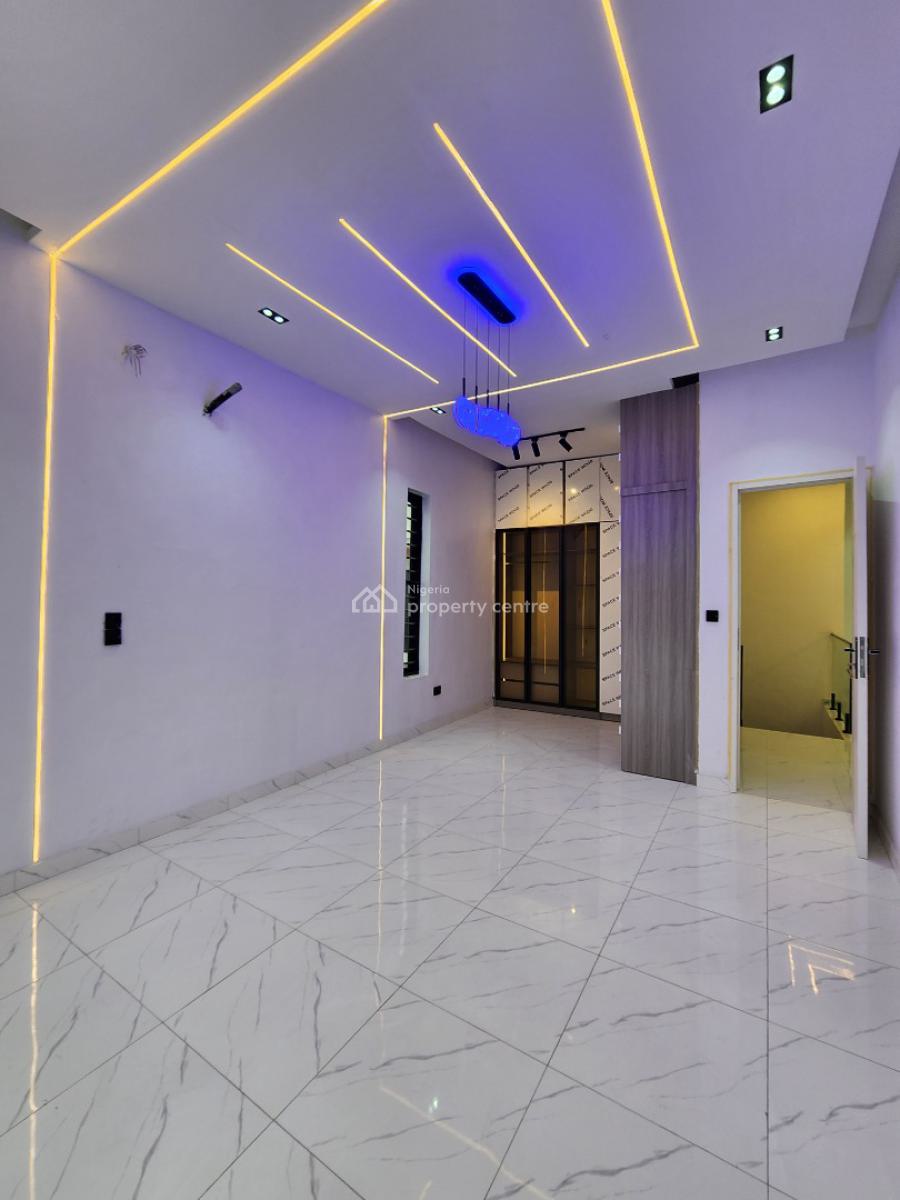 Luxury 5 Bedroom Detached Duplex with a Pool & Bq, Ikota, Lekki, Lagos, Detached Duplex for Sale