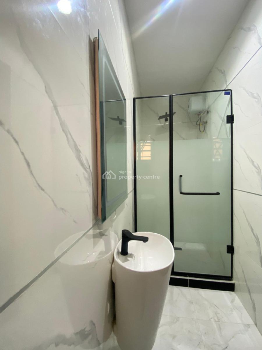 Capacious 5 Bedroom Fully Detached Duplex with Pool & Bq, Lekki Phase 1, Lekki, Lagos, Detached Duplex for Sale