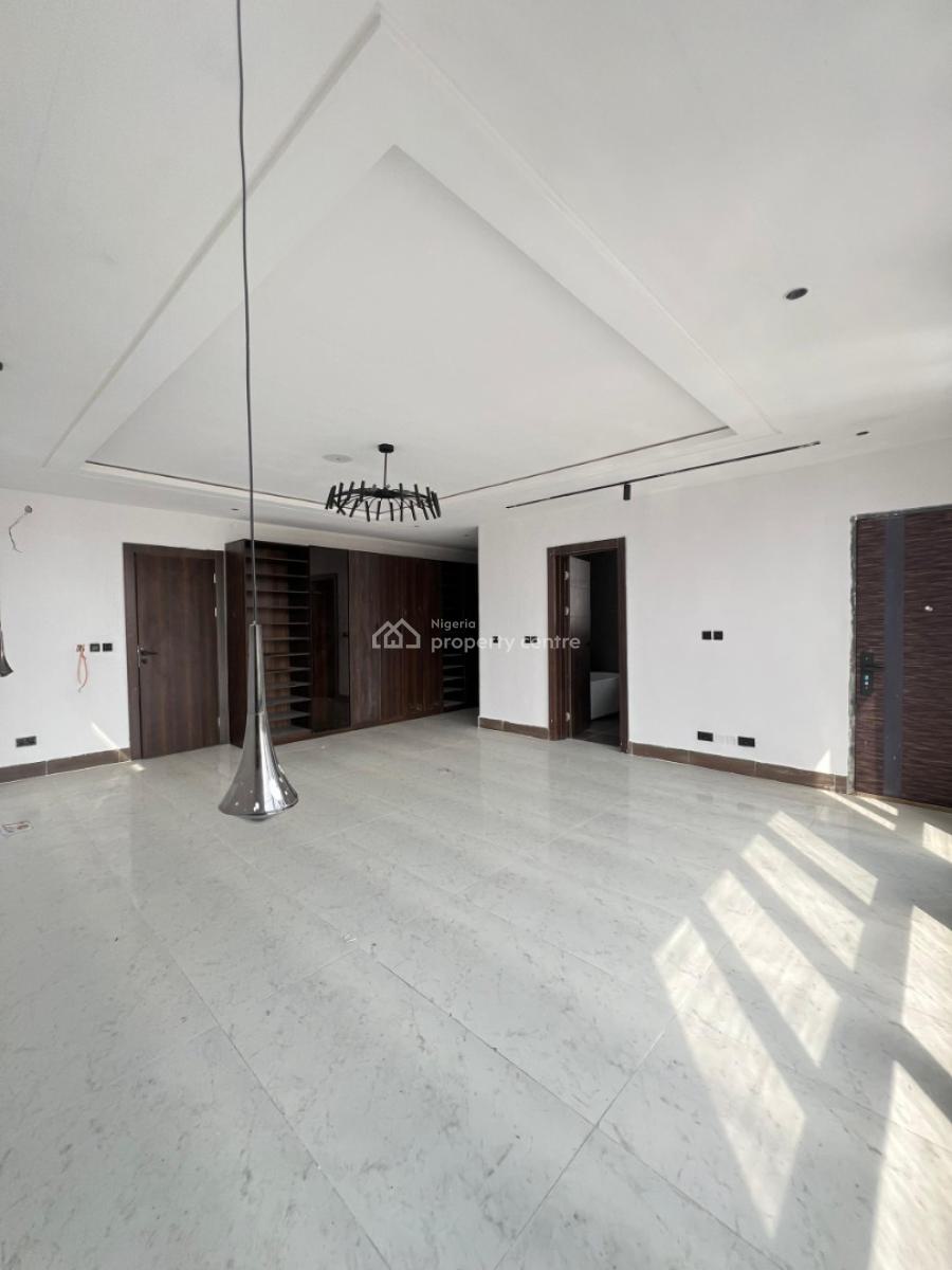 Capacious 5 Bedroom Fully Detached Duplex with Pool & Bq, Lekki Phase 1, Lekki, Lagos, Detached Duplex for Sale