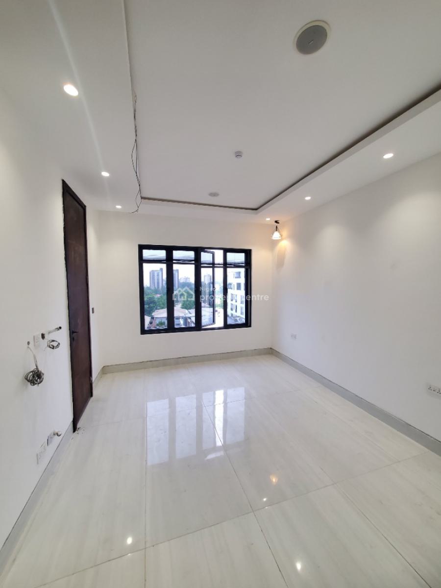 Exquisitely Built 4 Bedroom Maisonette with a Swimming Pool and Gym, Ikoyi, Lagos, Flat / Apartment for Rent
