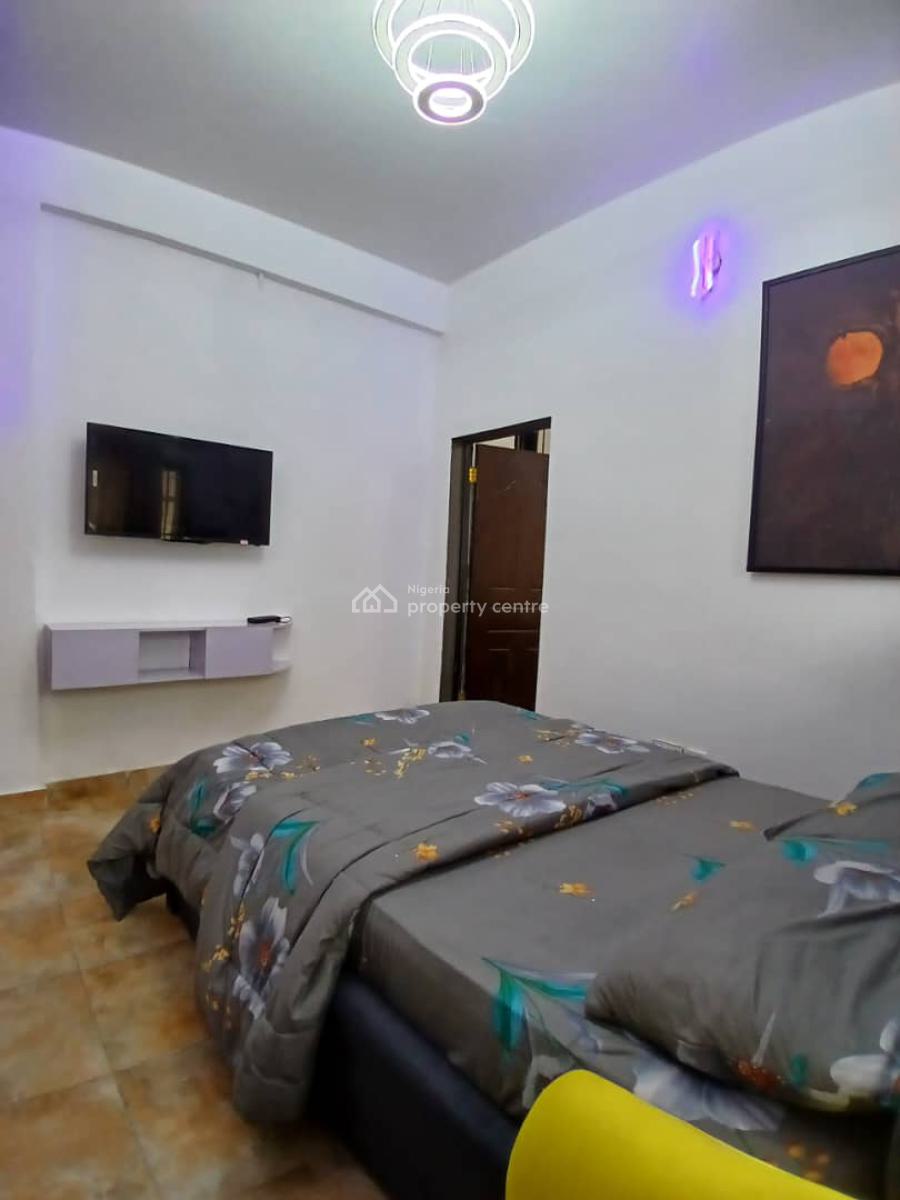 Fully Furnished & Serviced 1 Bedroom Apartment with Pool, Osapa, Lekki, Lagos, Mini Flat (room and Parlour) for Rent