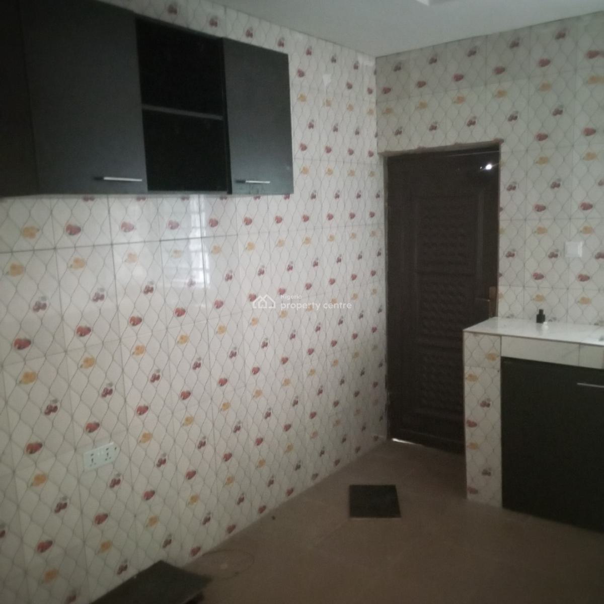 Newly Built and Spacious 2 Bedroom Apartment (bungalow ), Akilapa Busstop Oke Ira Nla, Oke Ira, Ajah, Lagos, Flat / Apartment for Rent