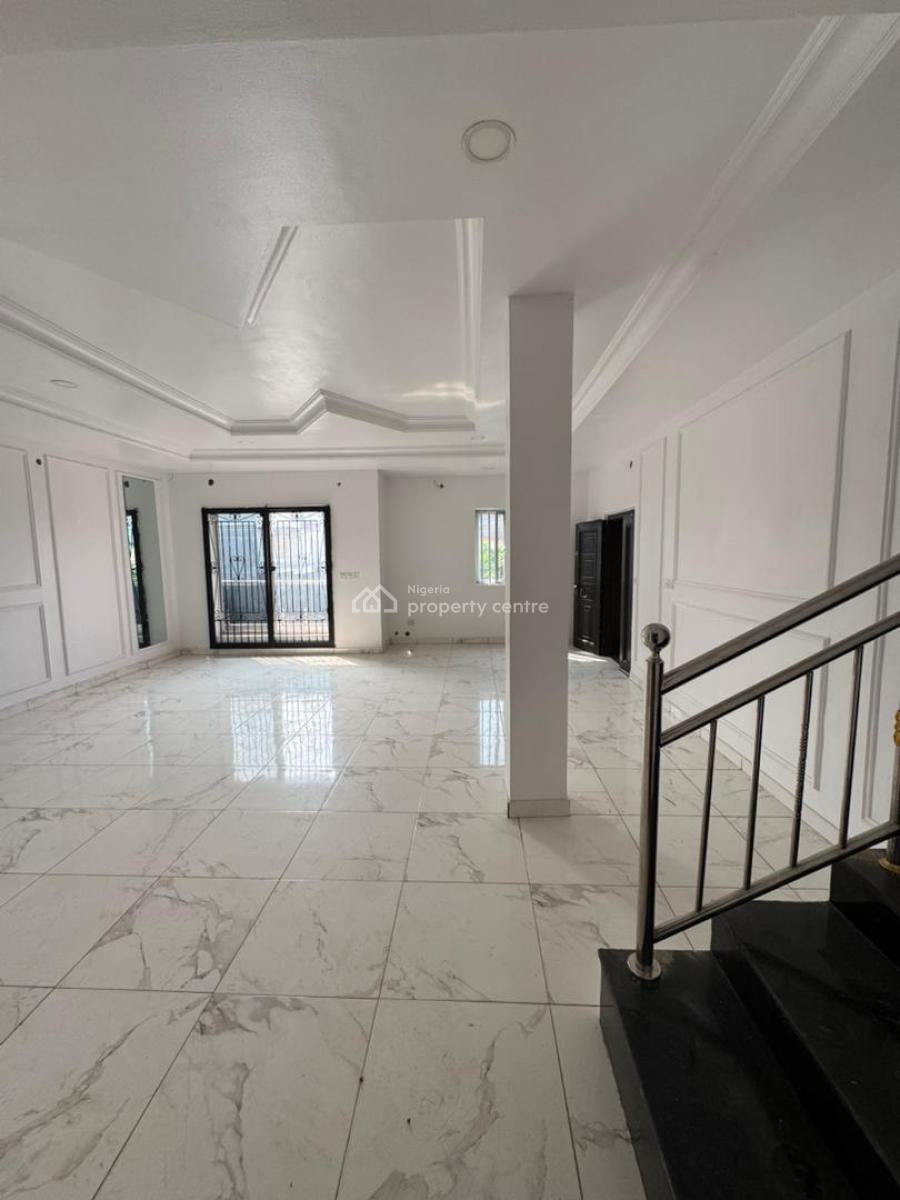 Well Maintained 4 Bedroom Semi Detached Duplex with Bq, Chevron Tollgate, Lekki Phase 2, Lekki, Lagos, Semi-detached Duplex for Rent