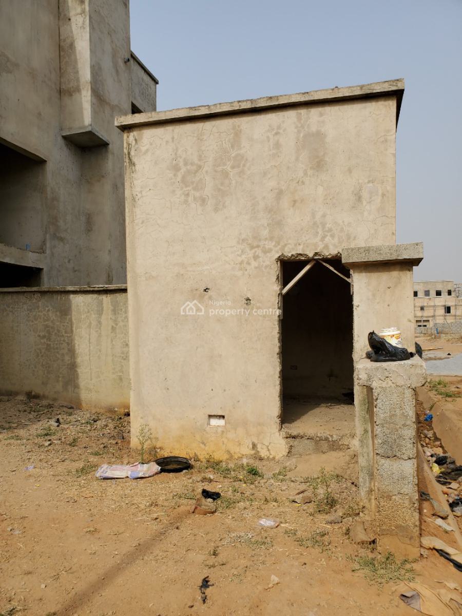 Gigantic, Exclusive 4 Bedrooms Semi Detached Duplex with Bq, Paradise 2 Road, Life Camp, Abuja, House for Sale