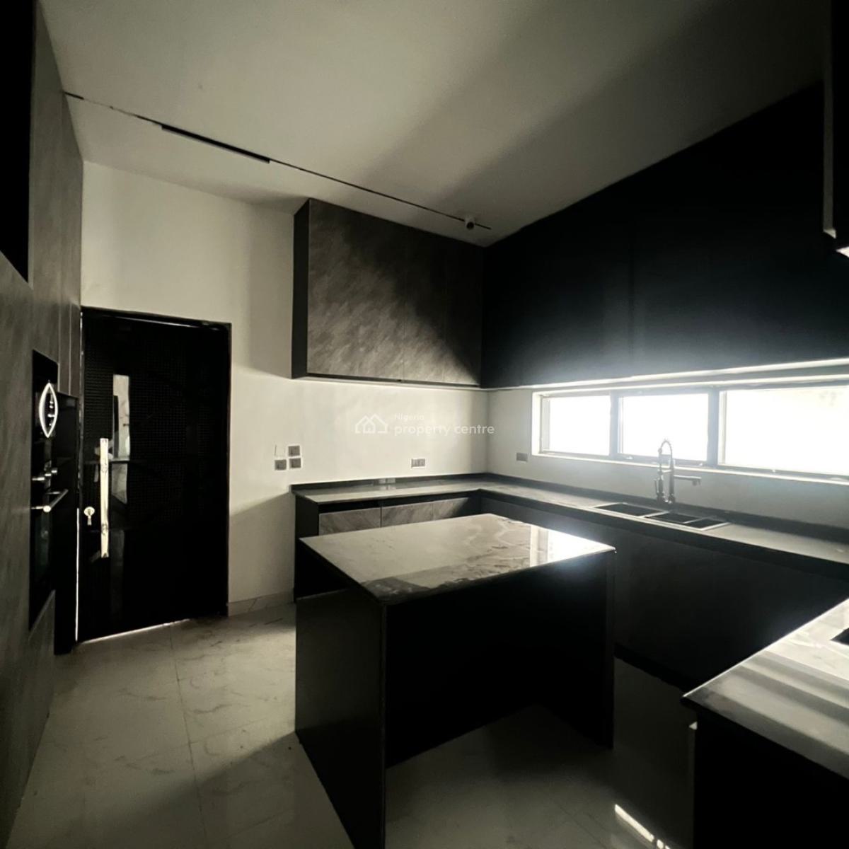 Unit of 5 Bedrooms Fully Detached Duplex, Lekki Phase 1, Lekki, Lagos, Detached Duplex for Sale