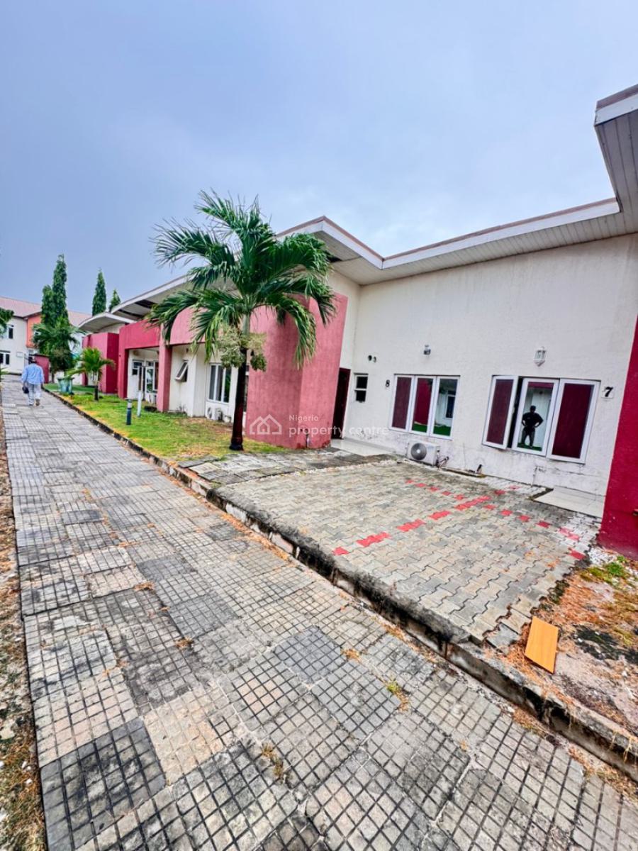 3 Bedroom Flat, Orchid Road, Lekki, Lagos, Flat / Apartment for Rent