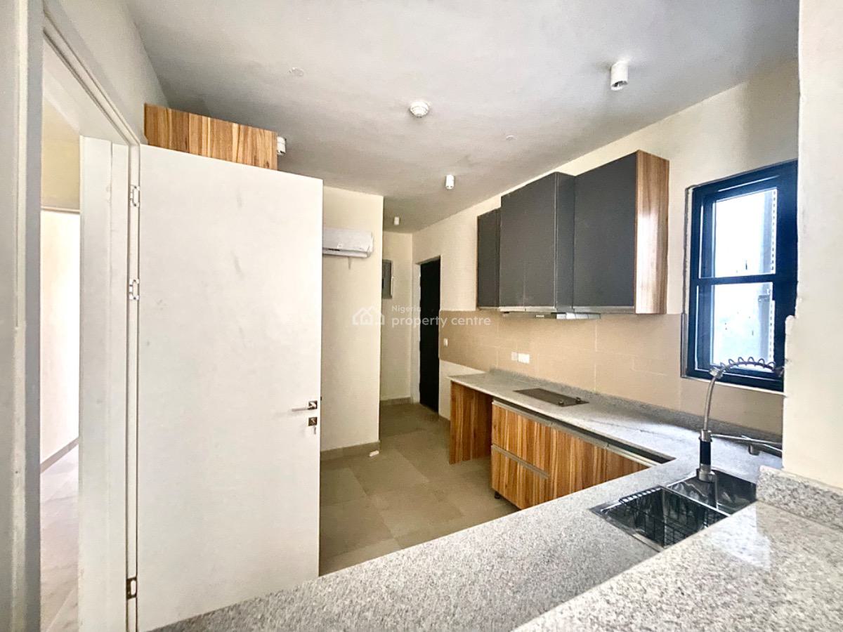 Brand New 2 Bedrooms +1 Bq Apartments, Lekki Phase 1, Lekki, Lagos, Flat / Apartment for Sale