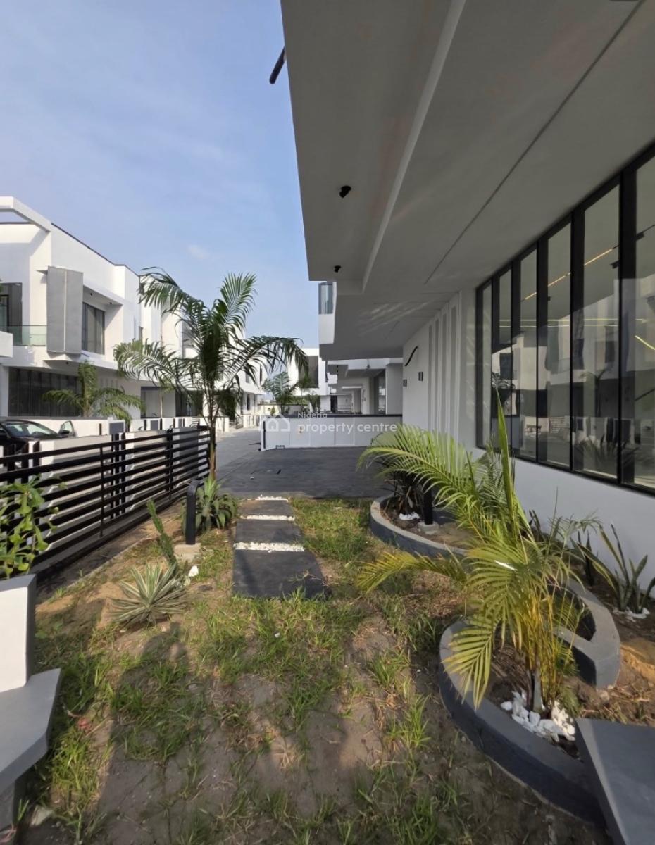 5 Bedroom Fully Detached Duplex+bq, Chevron, Lekki, Lagos, Detached Duplex for Sale