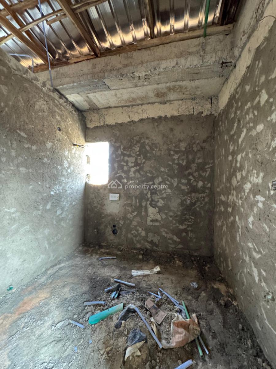 Exclusive 2 Bedroom with Bq & 4 Bedroom Semi Detached Duplex with Bq, Yaba, Lagos, Semi-detached Duplex for Sale