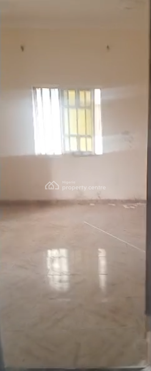 Renovated 3 Bedroom Flat, Lekki Scheme 2, Lekki Phase 2, Lekki, Lagos, Flat / Apartment for Rent