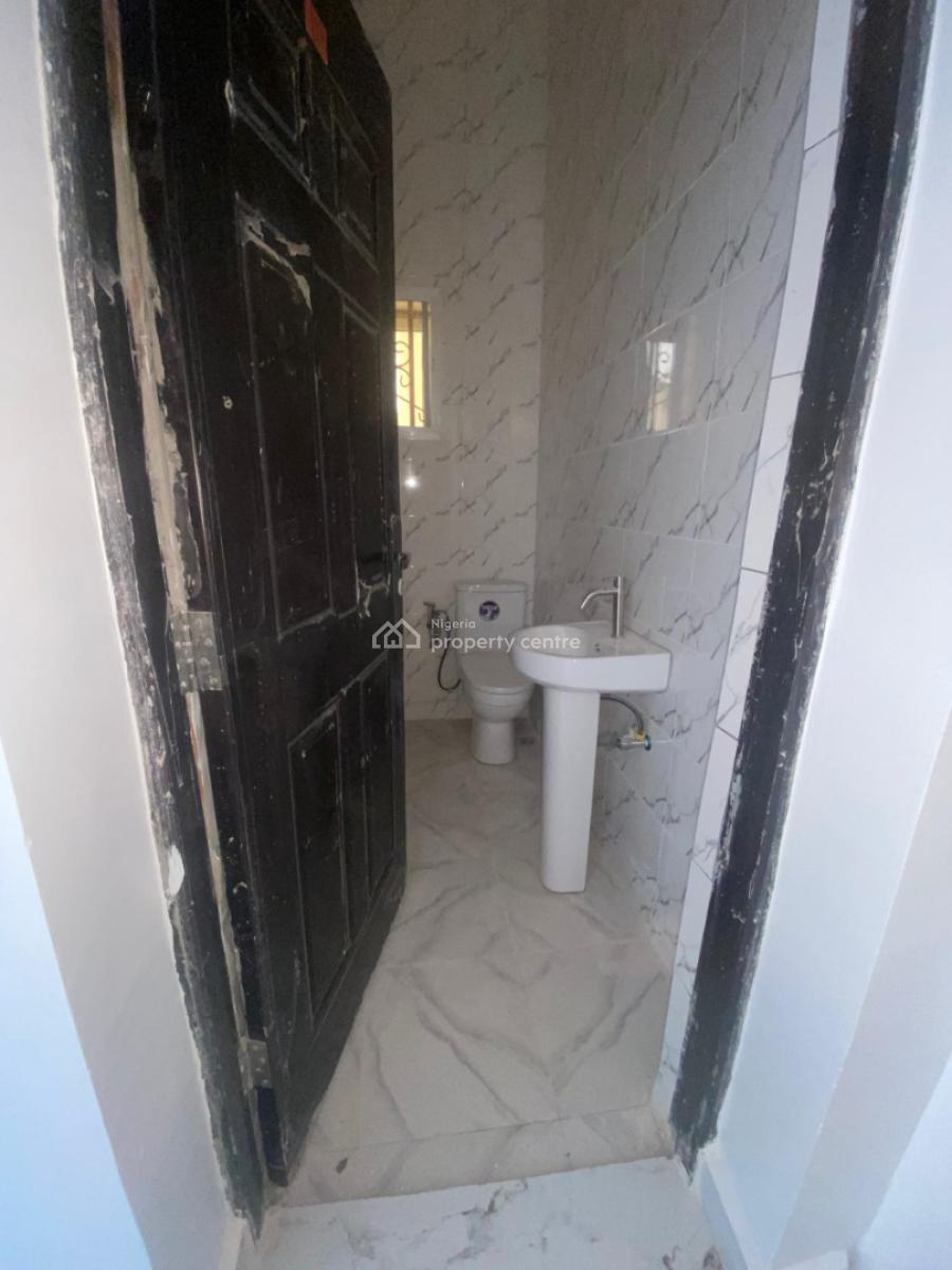 Newly Built Four Bedroom Penthouse Duplex and Two(2) Rooms Bq, Cluster, River Park Estate Airport Road, Lugbe District, Abuja, Detached Duplex for Sale