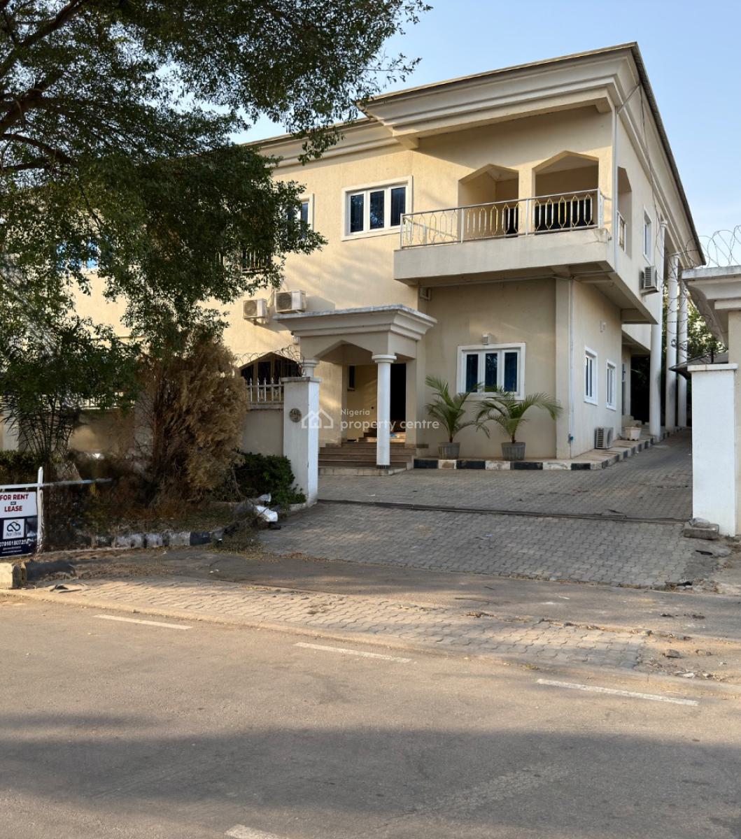 Spacious 5 Bedroom Detached House, Off Nile Street, Maitama District, Abuja, Detached Duplex for Rent