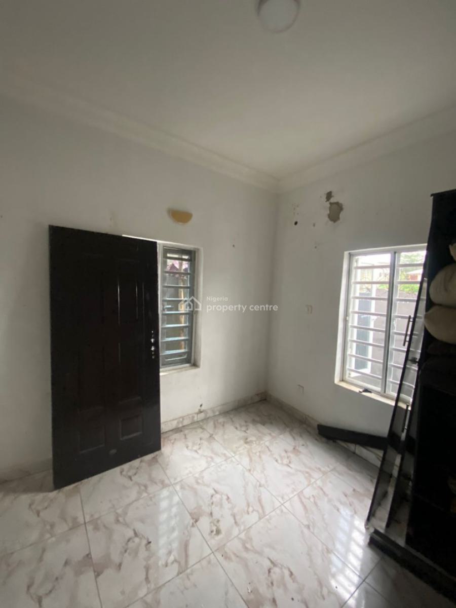 an Executive One Bedroom Flat, Peace Land Estate Ogombo Off Abraham Adesanya Estate Ajah, Lekki, Lagos, Mini Flat (room and Parlour) for Rent