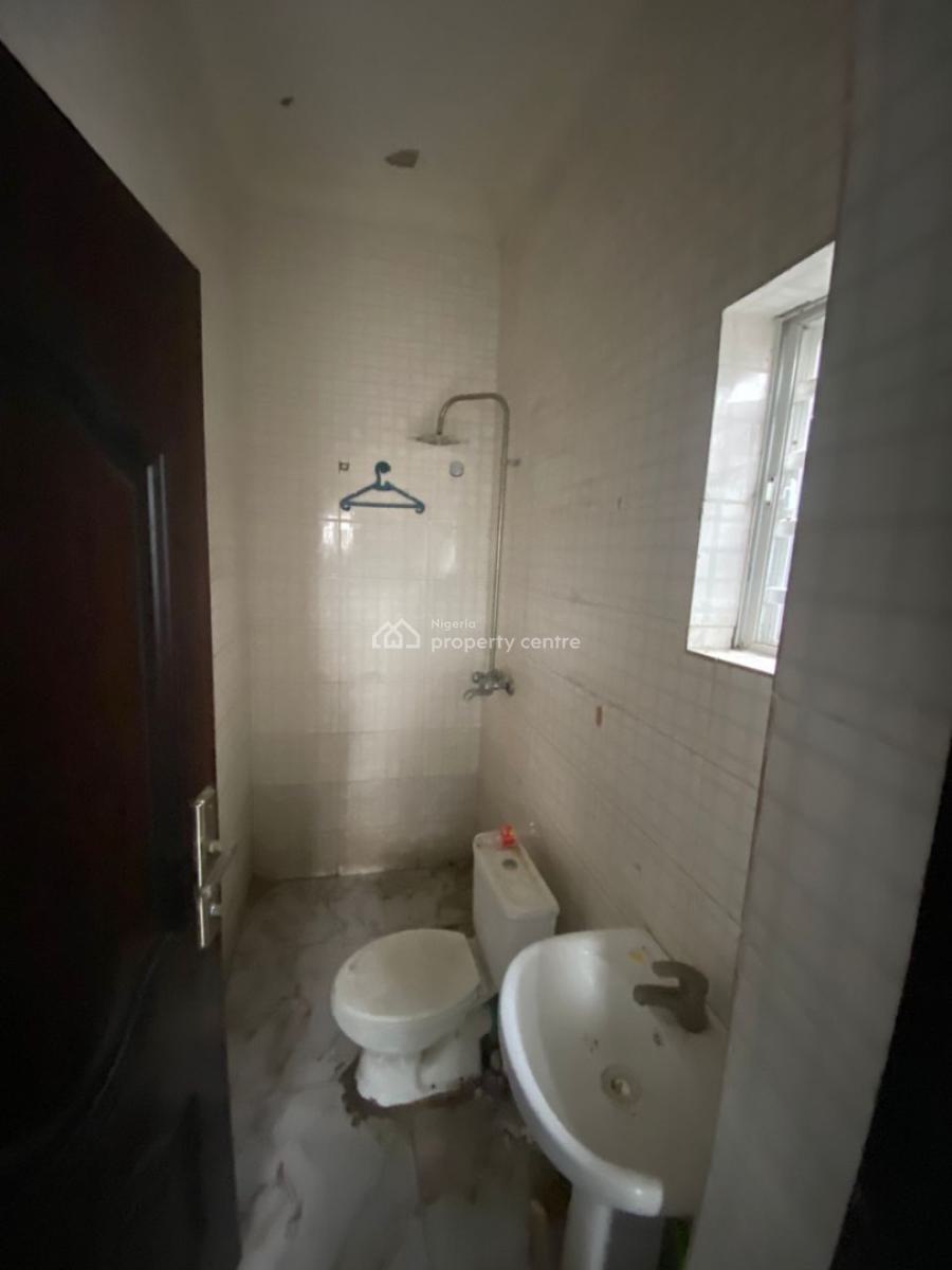 an Executive One Bedroom Flat, Peace Land Estate Ogombo Off Abraham Adesanya Estate Ajah, Lekki, Lagos, Mini Flat (room and Parlour) for Rent