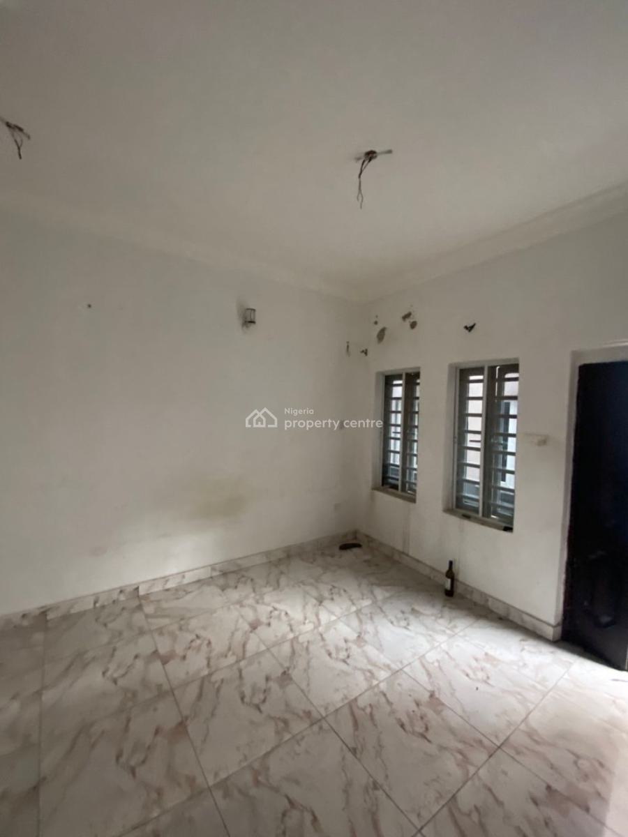 an Executive One Bedroom Flat, Peace Land Estate Ogombo Off Abraham Adesanya Estate Ajah, Lekki, Lagos, Mini Flat (room and Parlour) for Rent