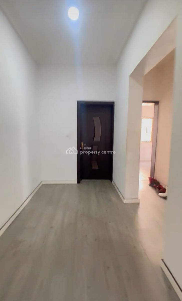 Well Built & Spacious 2 Bedroom Apartment{ Video}, Ologolo, Lekki, Lagos, Flat / Apartment for Rent