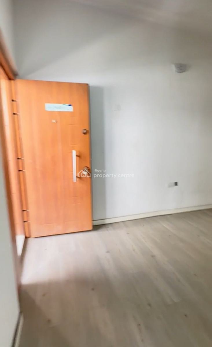 Well Built & Spacious 2 Bedroom Apartment{ Video}, Ologolo, Lekki, Lagos, Flat / Apartment for Rent