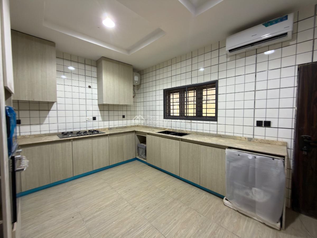 Premium 6 Bedroom Detached House, Off Coza, Guzape District, Abuja, Detached Duplex for Sale