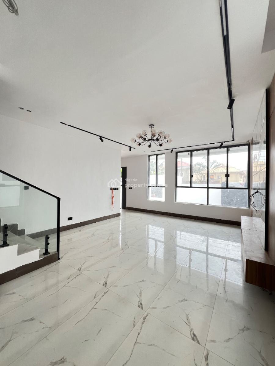 Elegantly Built 5 Bedroom Fully Detached Home with Cinema and Bq, Lekki Phase 1, Lekki, Lagos, Detached Duplex for Sale