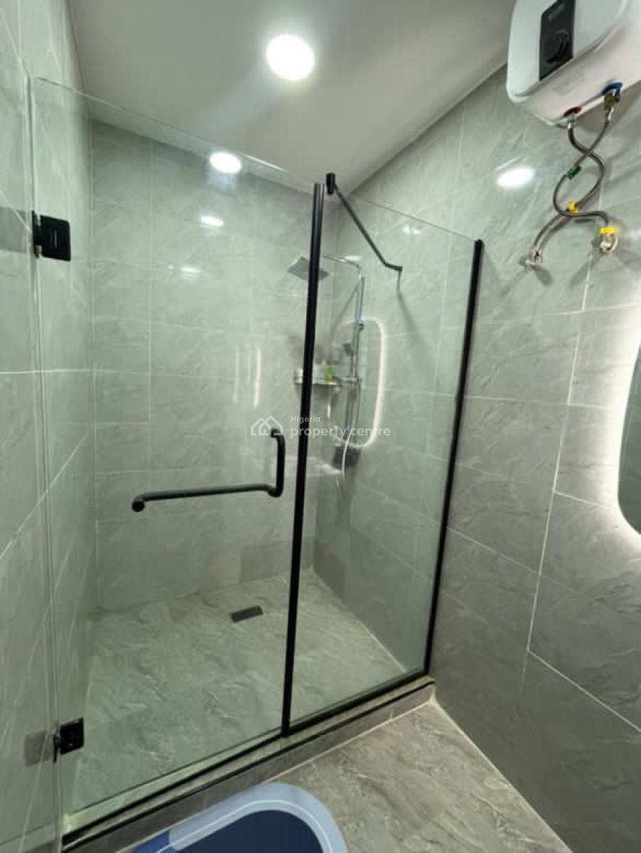 Luxury 1 Bedrooms Semi-detached Duplex with a Private Cinema, Snooker, Lekki Phase 1, Lekki, Lagos, Semi-detached Duplex Short Let