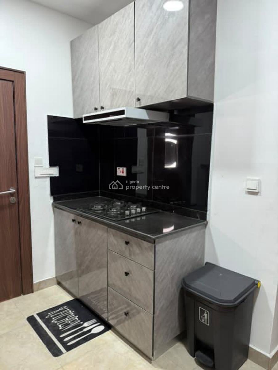 Luxury 1 Bedrooms Semi-detached Duplex with a Private Cinema, Snooker, Lekki Phase 1, Lekki, Lagos, Semi-detached Duplex Short Let