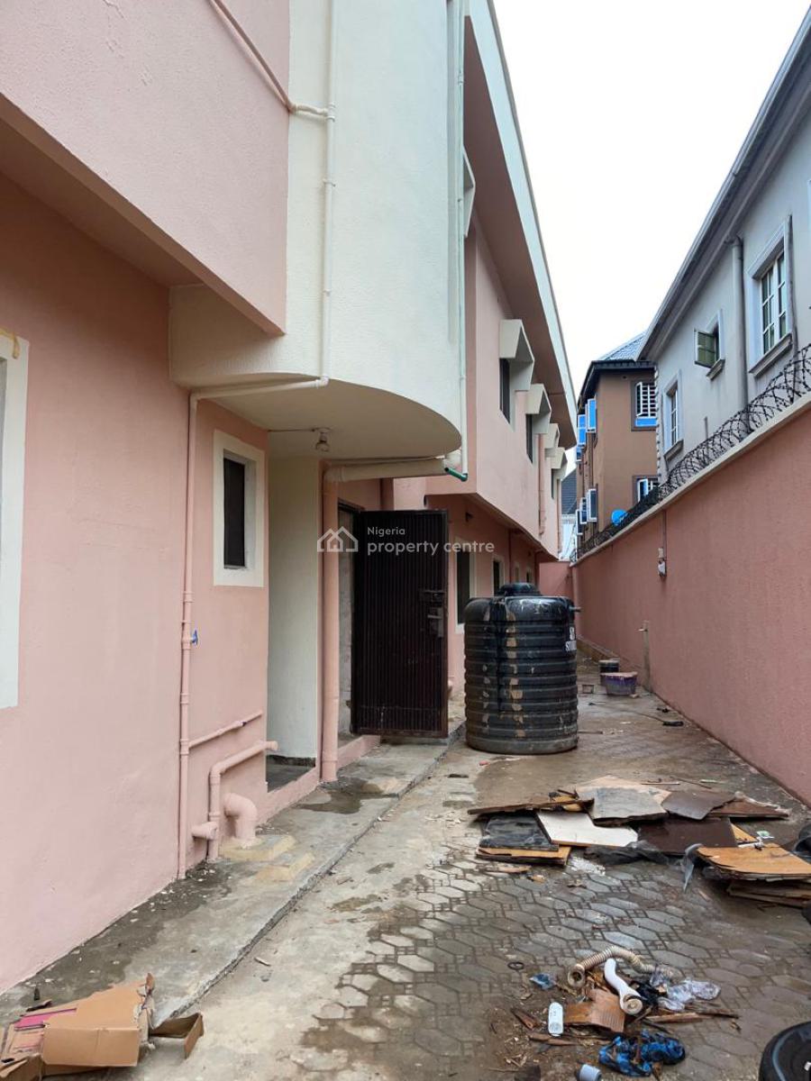 Well Maintained Spacious  4 Bedroom Duplex, Surulere, Lagos, Detached Duplex for Rent