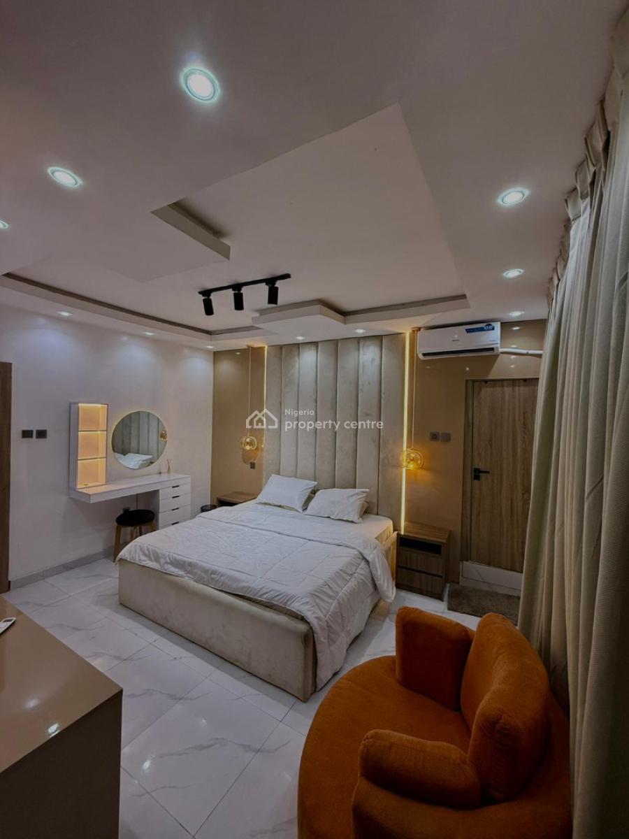 Luxury 2 Bedrooms Flat, Alagomeji, Yaba, Lagos, Flat / Apartment Short Let