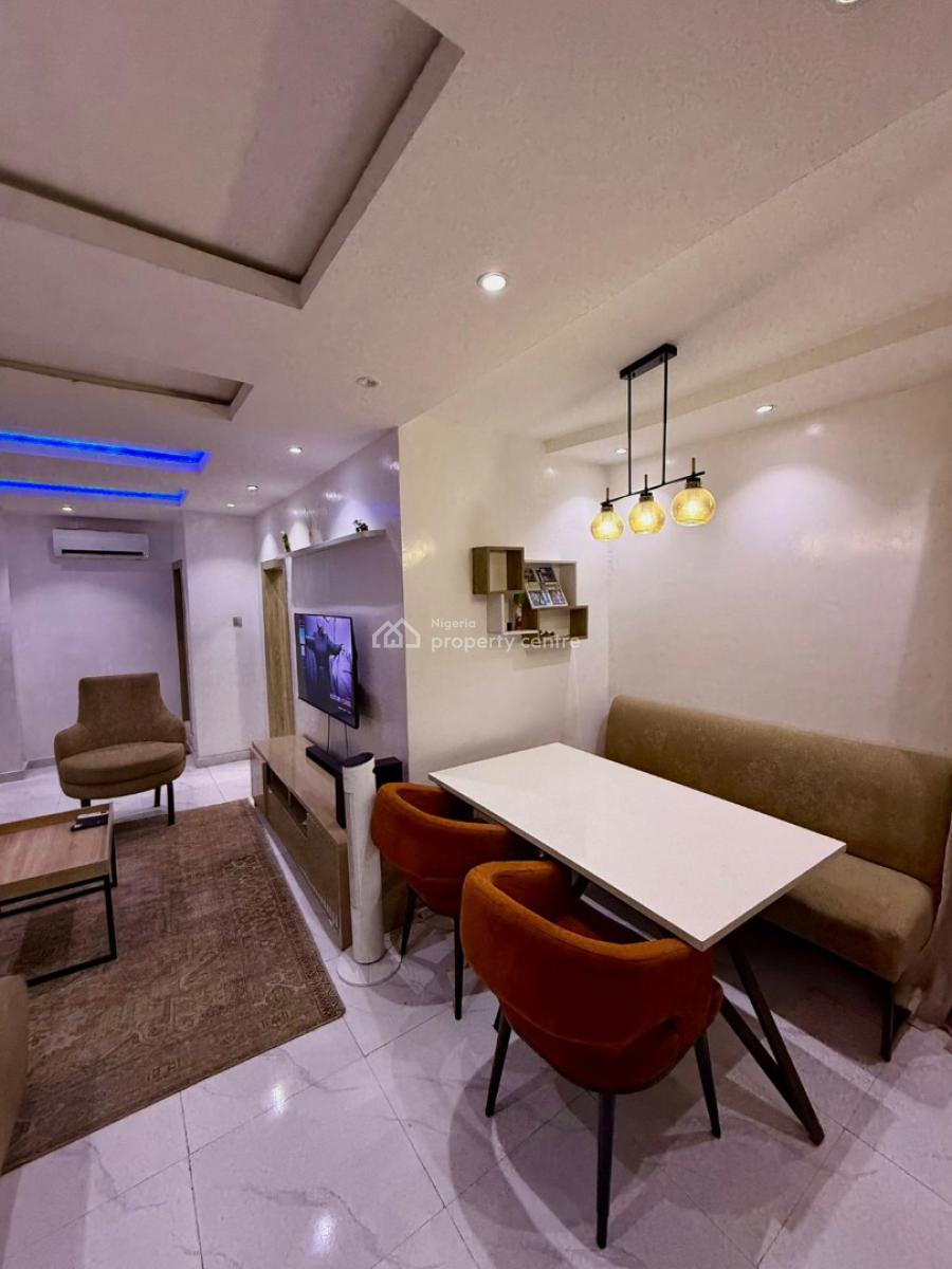 Luxury 2 Bedrooms Flat, Alagomeji, Yaba, Lagos, Flat / Apartment Short Let