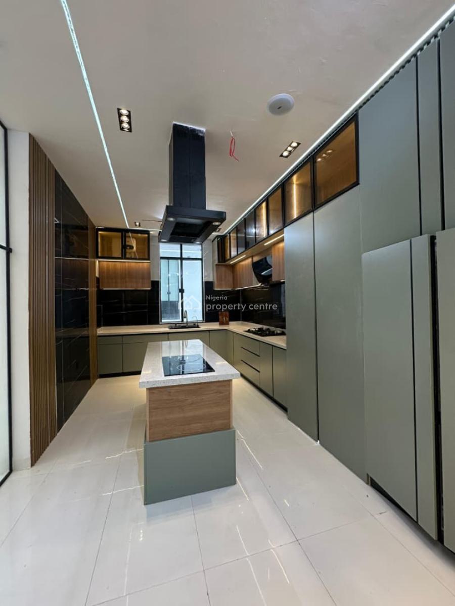 a Contemporary 6-bedroom Fully Detached Duplex, Chevron, Lekki, Lagos, Detached Duplex for Sale