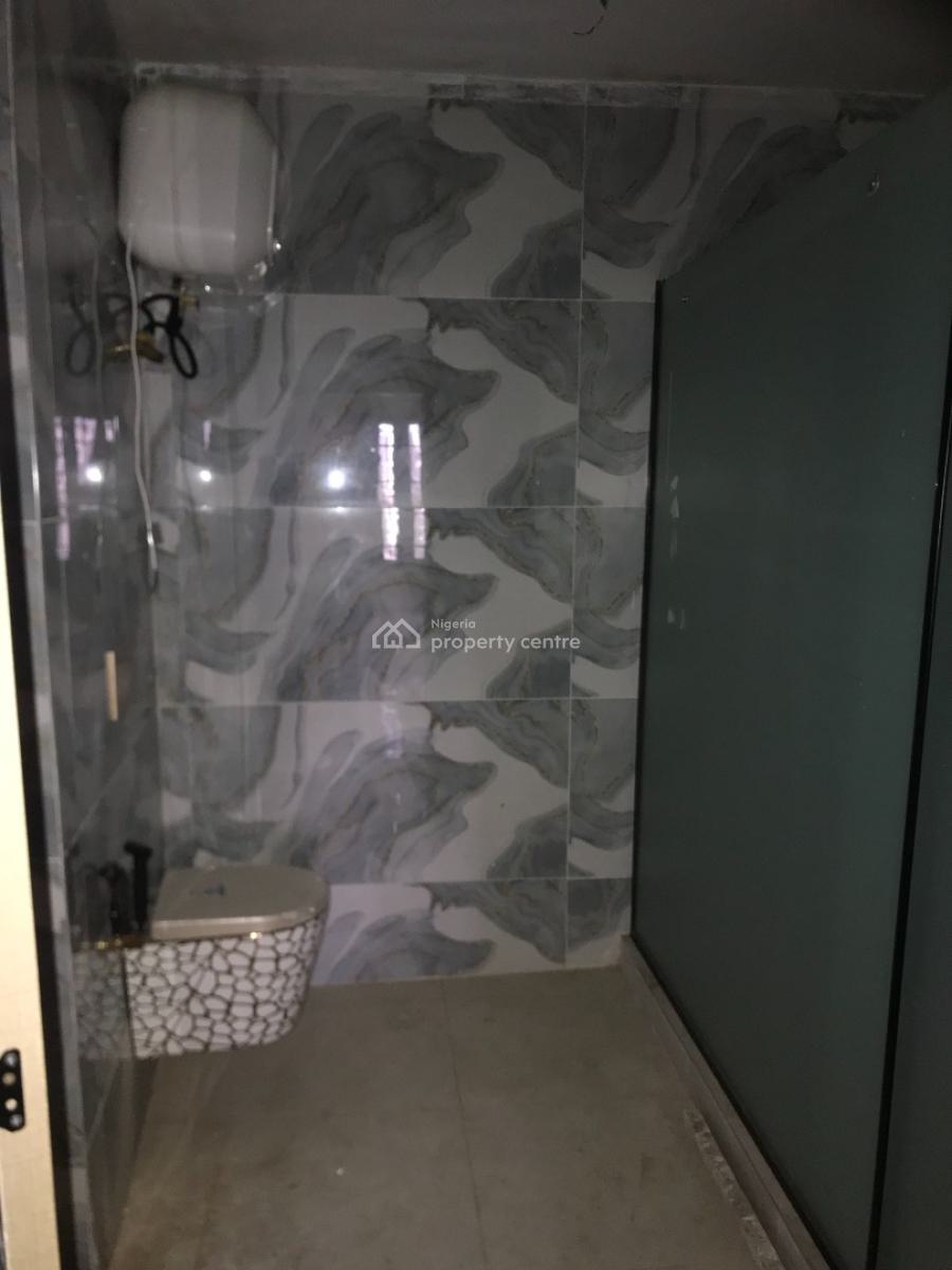 Spacious 6 Bedrooms Terrace Duplex with Bq, Kado, Abuja, Terraced Duplex for Sale