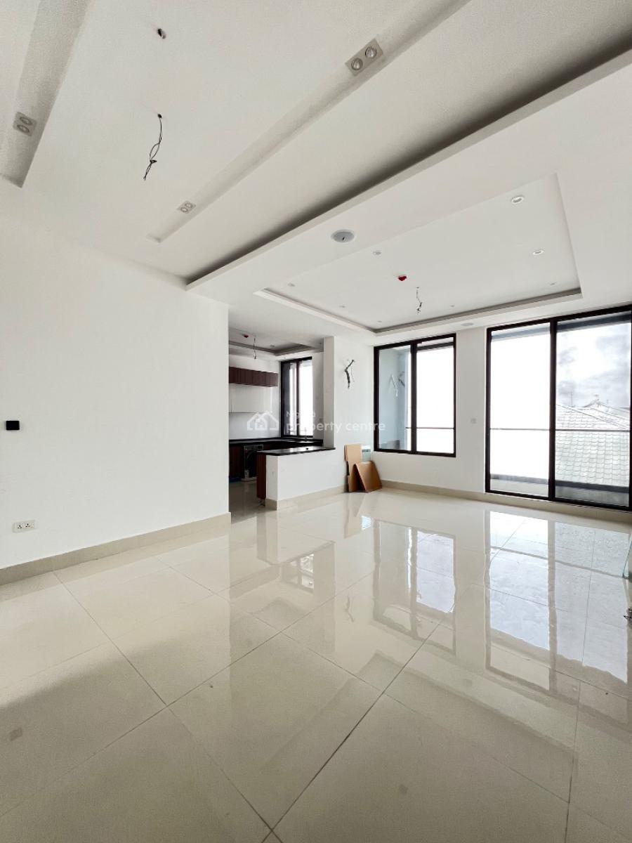 Exquisitely Finished 3 Bedroom Apartment with Elevator, Lekki Phase 1, Lekki Phase 1, Lekki, Lagos, Block of Flats for Sale