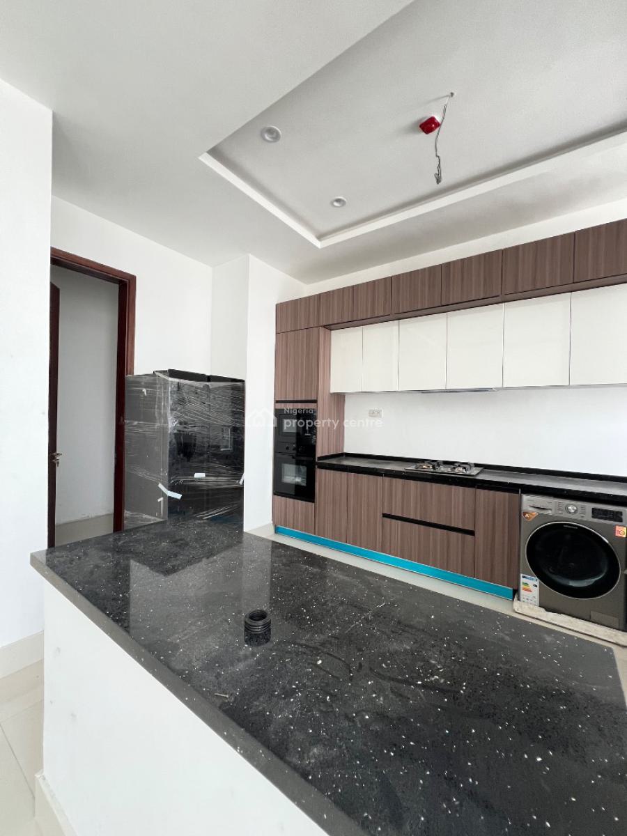 Exquisitely Finished 3 Bedroom Apartment with Elevator, Lekki Phase 1, Lekki Phase 1, Lekki, Lagos, Block of Flats for Sale