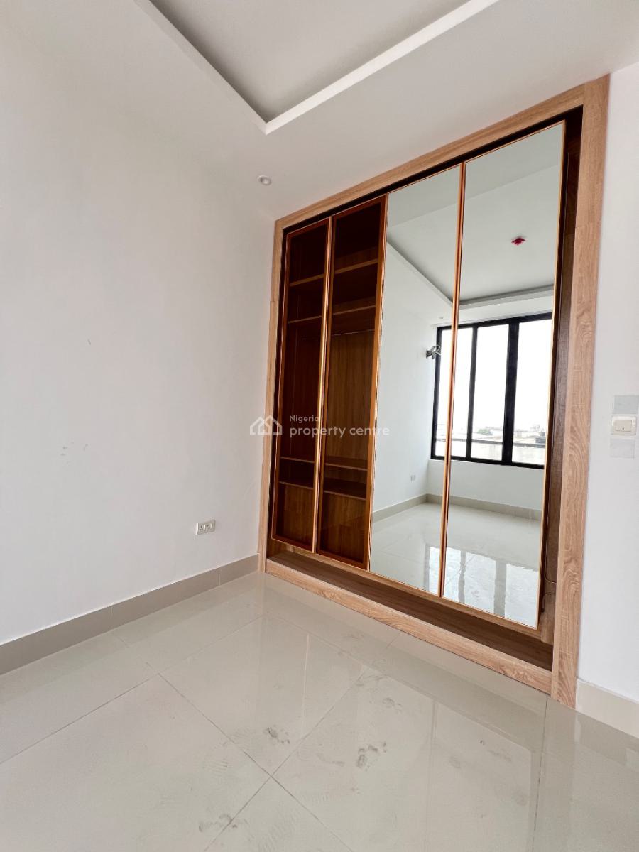 Exquisitely Finished 3 Bedroom Apartment with Elevator, Lekki Phase 1, Lekki Phase 1, Lekki, Lagos, Block of Flats for Sale