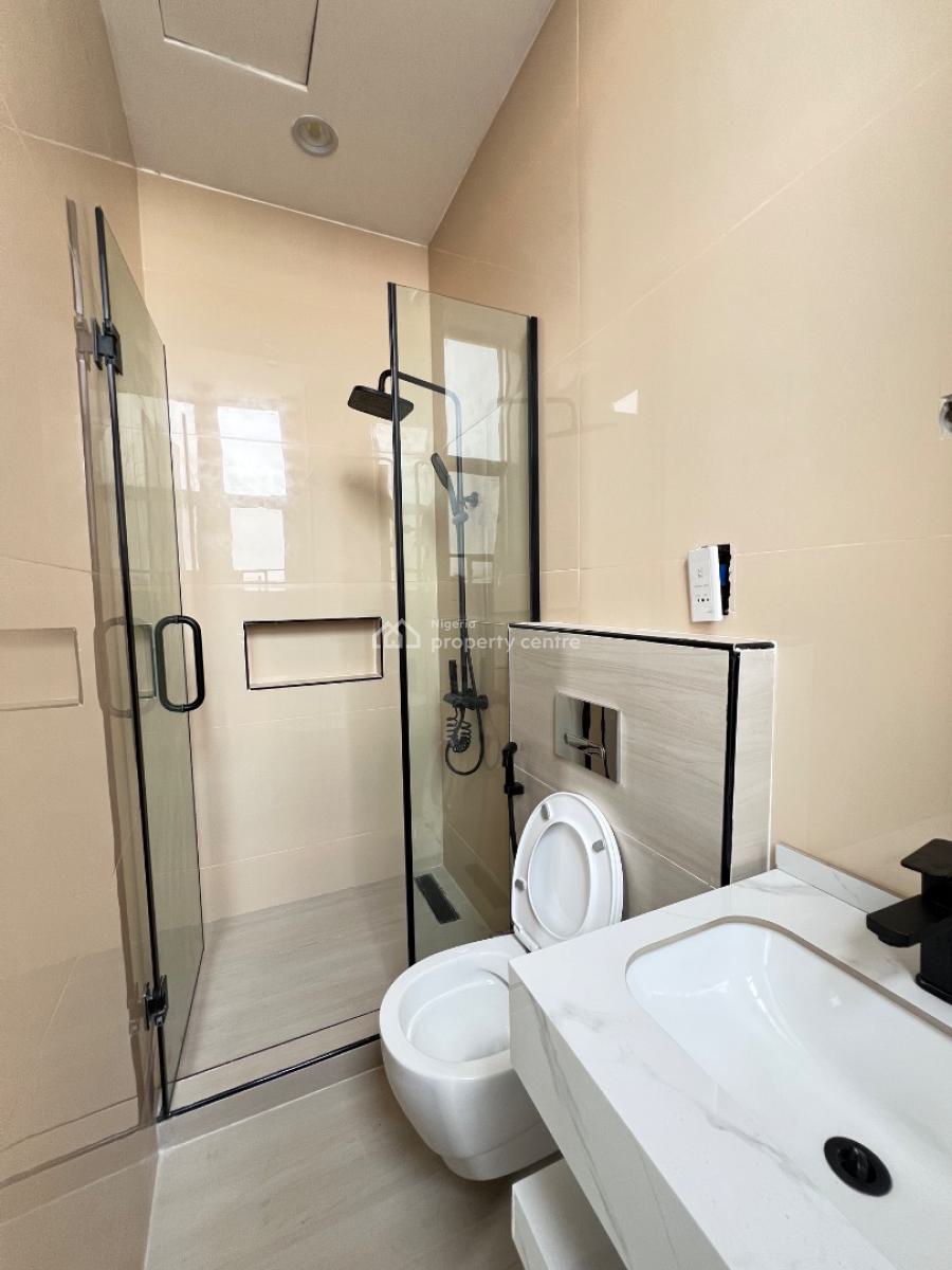 Exquisitely Finished 3 Bedroom Apartment with Elevator, Lekki Phase 1, Lekki Phase 1, Lekki, Lagos, Block of Flats for Sale