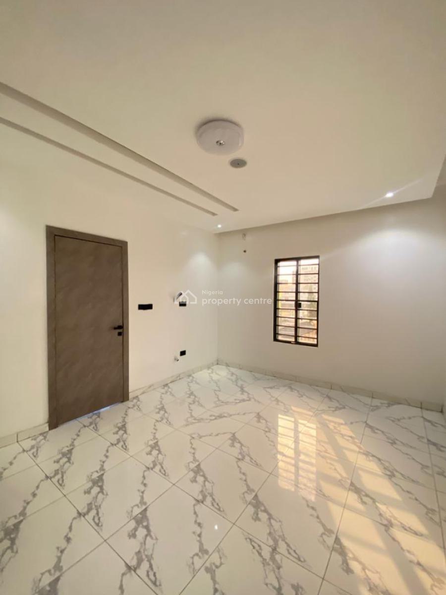 Impeccable 4 Bedroom Terrace Duplex with Bq in a Secure Estate, Lekki Phase 1, Lekki, Lagos, Terraced Duplex for Sale