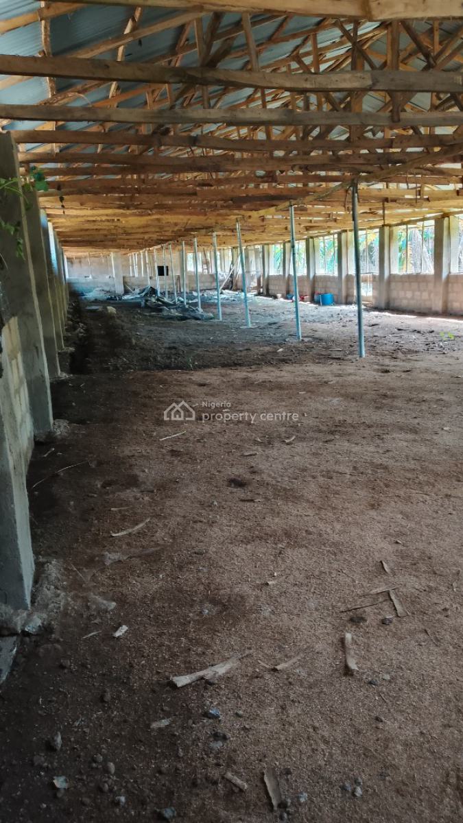 10000 Capacity of Poultry Farm and 15000 Fish Farm on 10 Plots of Land, Saki Area, Shaki-okeogun, Saki West, Oyo, Tank Farm for Sale