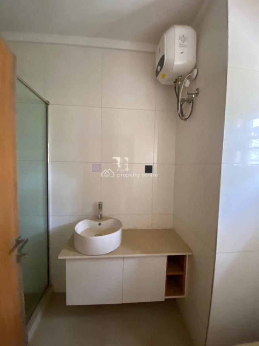 4 Bedroom Terrace, Serene, Jahi, Abuja, Semi-detached Duplex for Sale