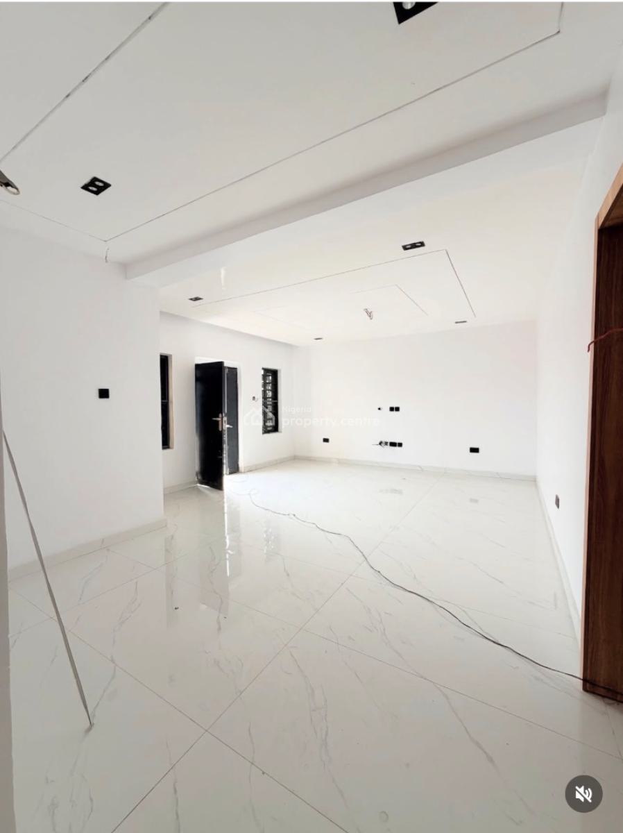 Fantastic Built 3 Bedroom Apartments with a Room Bq, Yaba, Lagos, Flat / Apartment for Sale