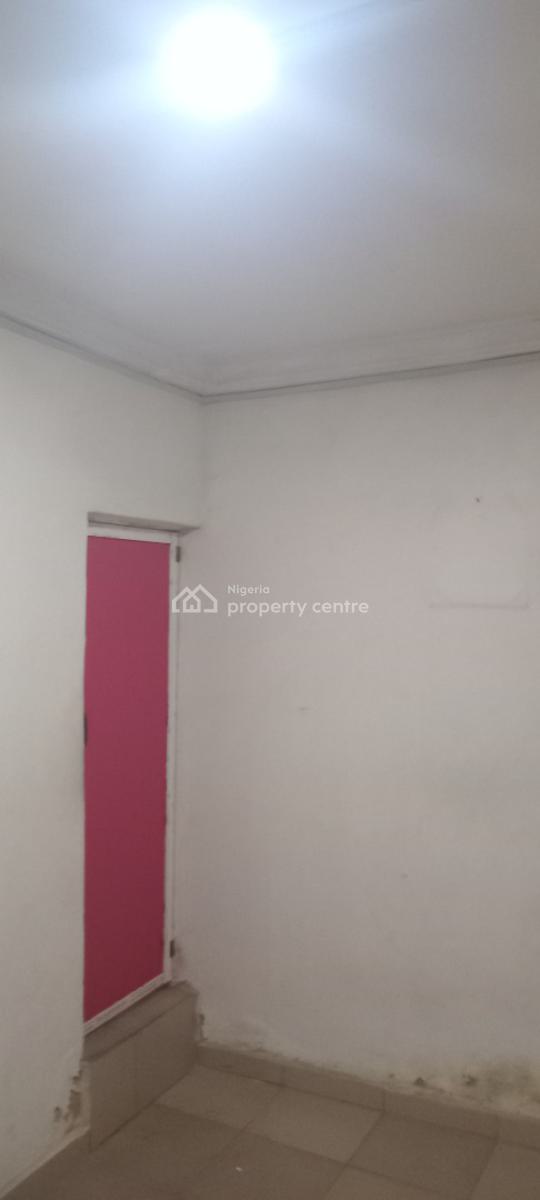 Room Self Contain Available Decent and Spacious with Clean Water, Alapere Round About, Alapere, Ketu, Lagos, Self Contain (single Rooms) for Rent