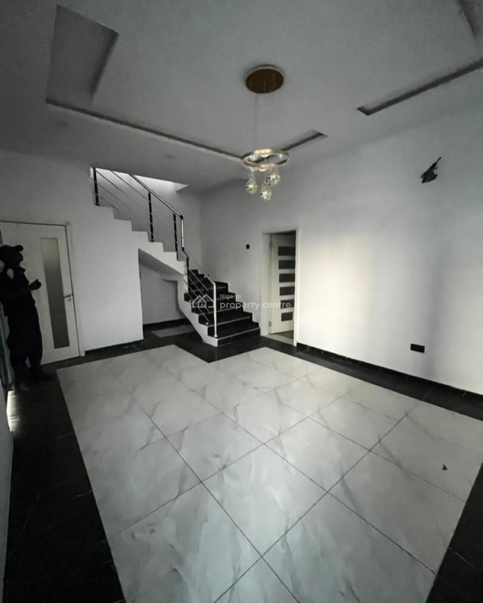 Lovely 3 Bedroom Terrace with Bq, Ikota, Lekki, Lagos, Terraced Duplex for Sale