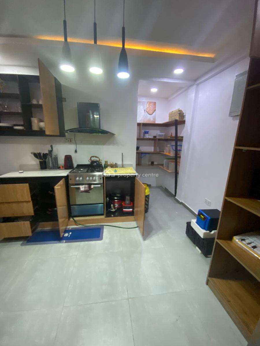 Fully Furnished and Serviced 3 Bedroom Flat with Bq, Onigbongbo, Maryland, Lagos, Flat / Apartment for Rent