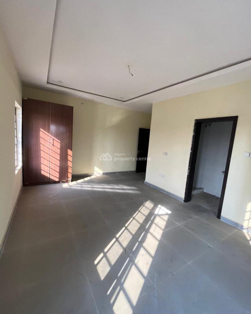 Lovely 3 Bedroom Apartment with Bq, Lekki, Lagos, Block of Flats for Sale