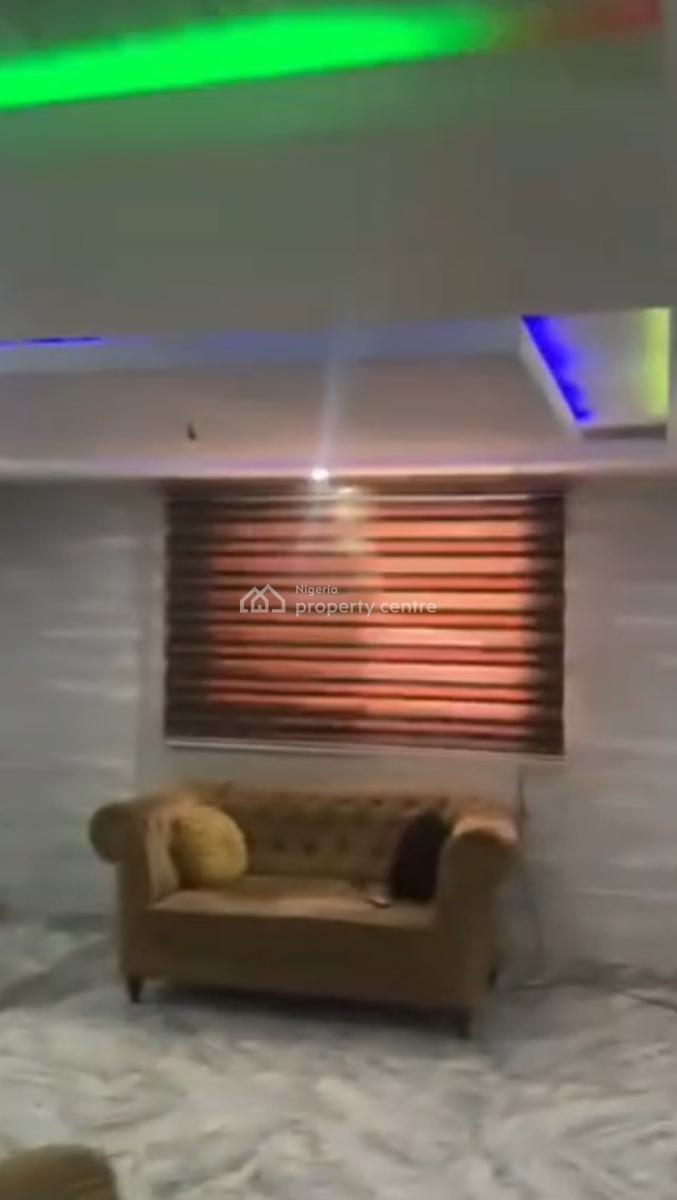 2 Bedroom Apartment in a Very Good Environment, Zone 4, Wuse, Abuja, Flat / Apartment for Sale